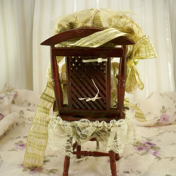 Collector"s Choice *Doll In Chair - Picture 3 of 7
